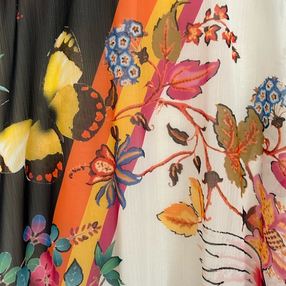 Designed in Barcelona, Aldo Martins mixed fabric dress. - Picture 4 of 9